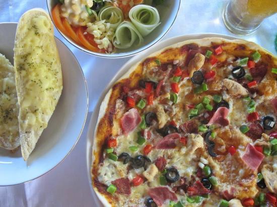 Dive-Versions Restaurant